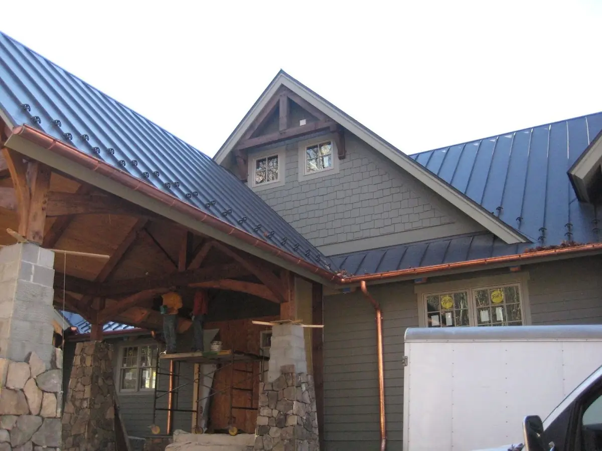 Craftsman Roofing team delivering quality roofing work in Manor Village